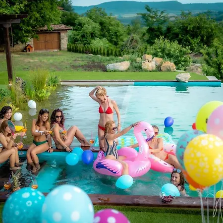 деребеевата къща Holiday home